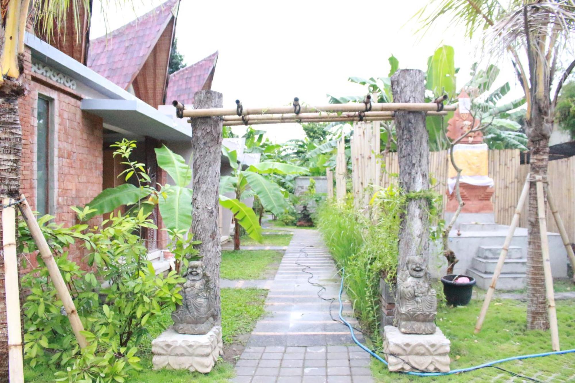 The Garden Villa Sanur Exteriör bild