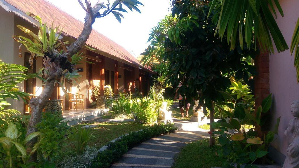 The Garden Villa Sanur Exteriör bild