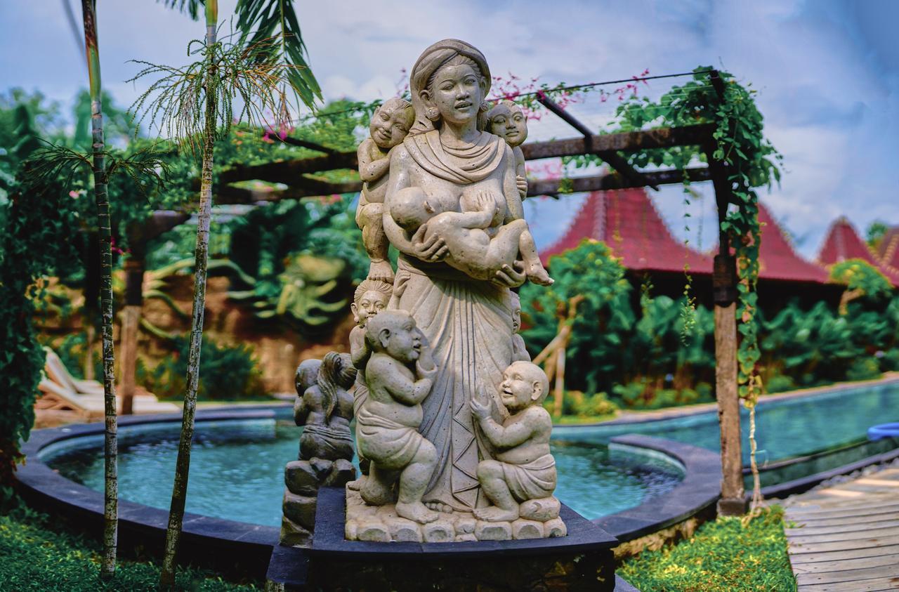The Garden Villa Sanur Exteriör bild